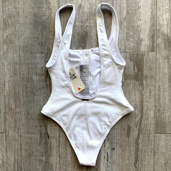 🔥🔥BILLABONG - SKIES ONE PIECE🔥🔥 - Picture 8 of 9